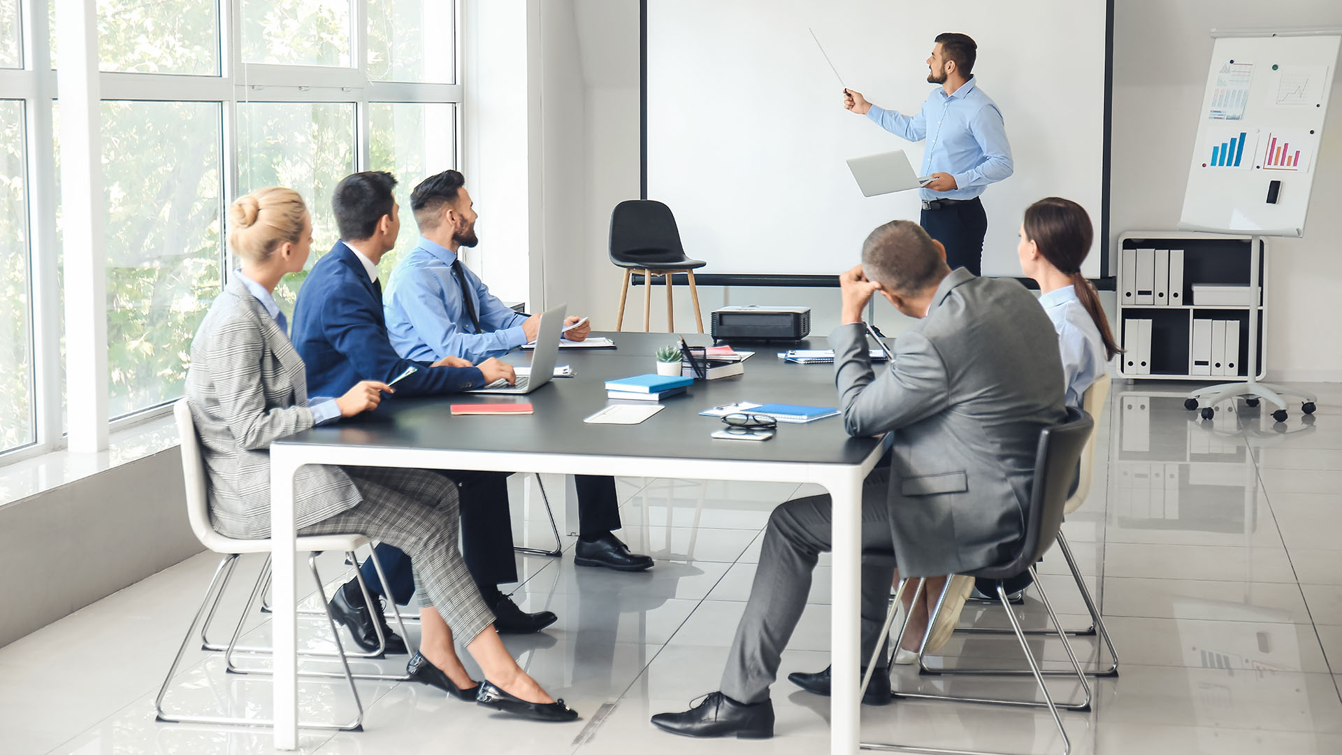 Grupa_szkoleniowa_webinar_SUS_BUR_dofinansowanie