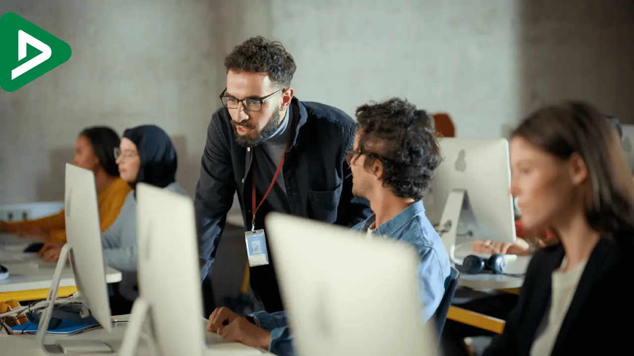 Video AZAV Zertifizierung