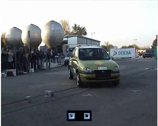 Ütközés motorkerékpárral autónak 1