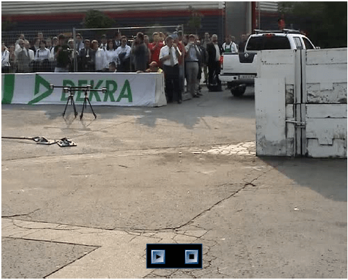 Ütközés betonfalnak gyerekülés tesztelésére 1