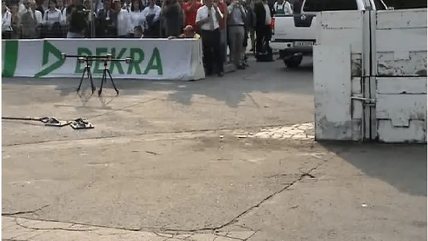 Ütközés betonfalnak gyerekülés tesztelésére 1