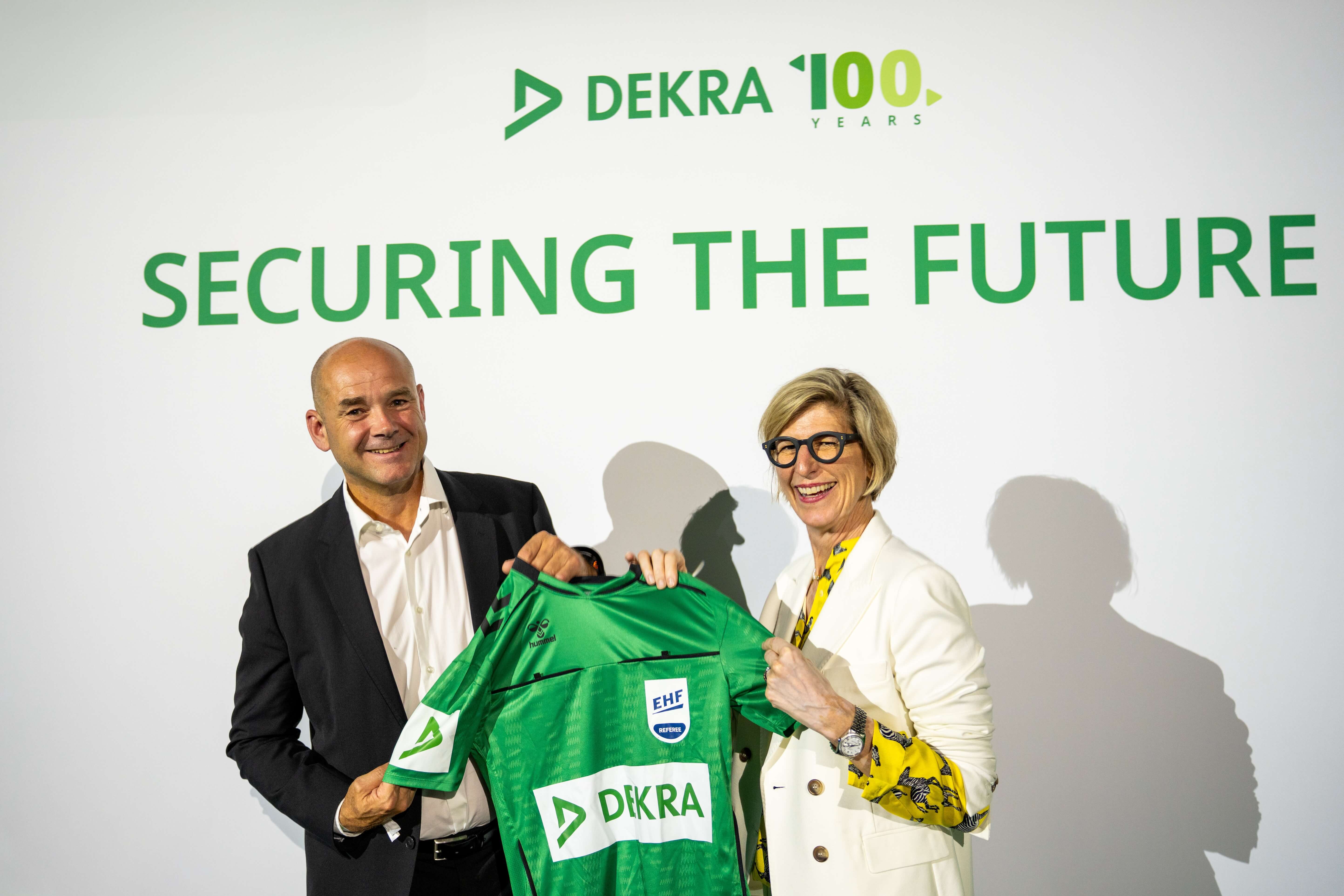 Az EHF hivatalos játékvezetői partnere lett a DEKRA Az EHF hivatalos játékvezetői partnere lett a DEKRA