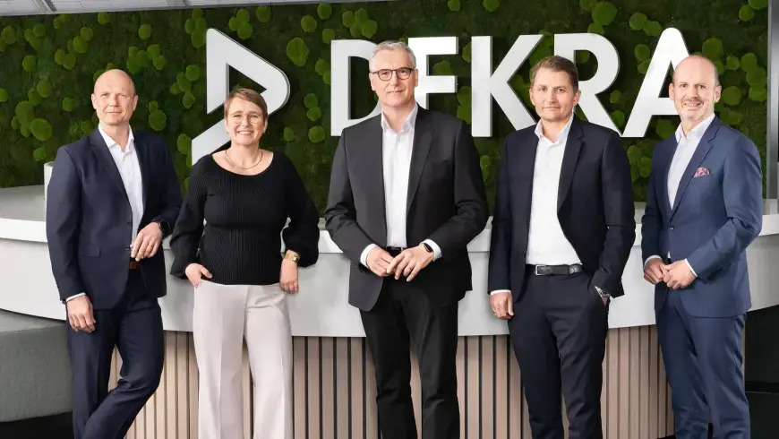 management-dekra_870x490