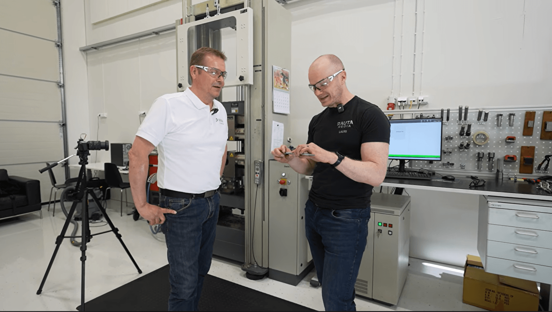 Rikkovaa testausta DEKRAn materiaalilaboratoriossa