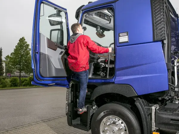 Berufskraftfahrer finden sich in der Gruppe mit den geringsten Gehältern. Foto: Karl-Heinz Augustin