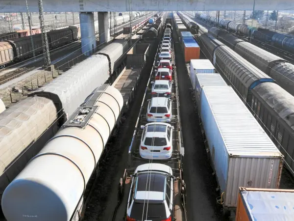 DB Cargo leidet massiv unter den Streiks. Foto: Deutsche Bahn AG Güterwaggons