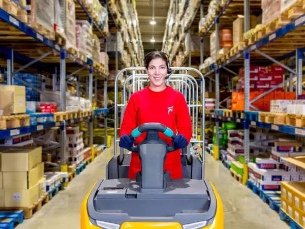 Der Logistikstandort in Frechen geht voraussichtlich Ende 2022 in Betrieb. Foto: Lekkerland Deutschland Lekkerland Logistikhalle