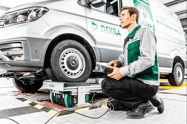 Nutzfahrzeugprüfer gemäß § 57a > 3,5 Tonnen