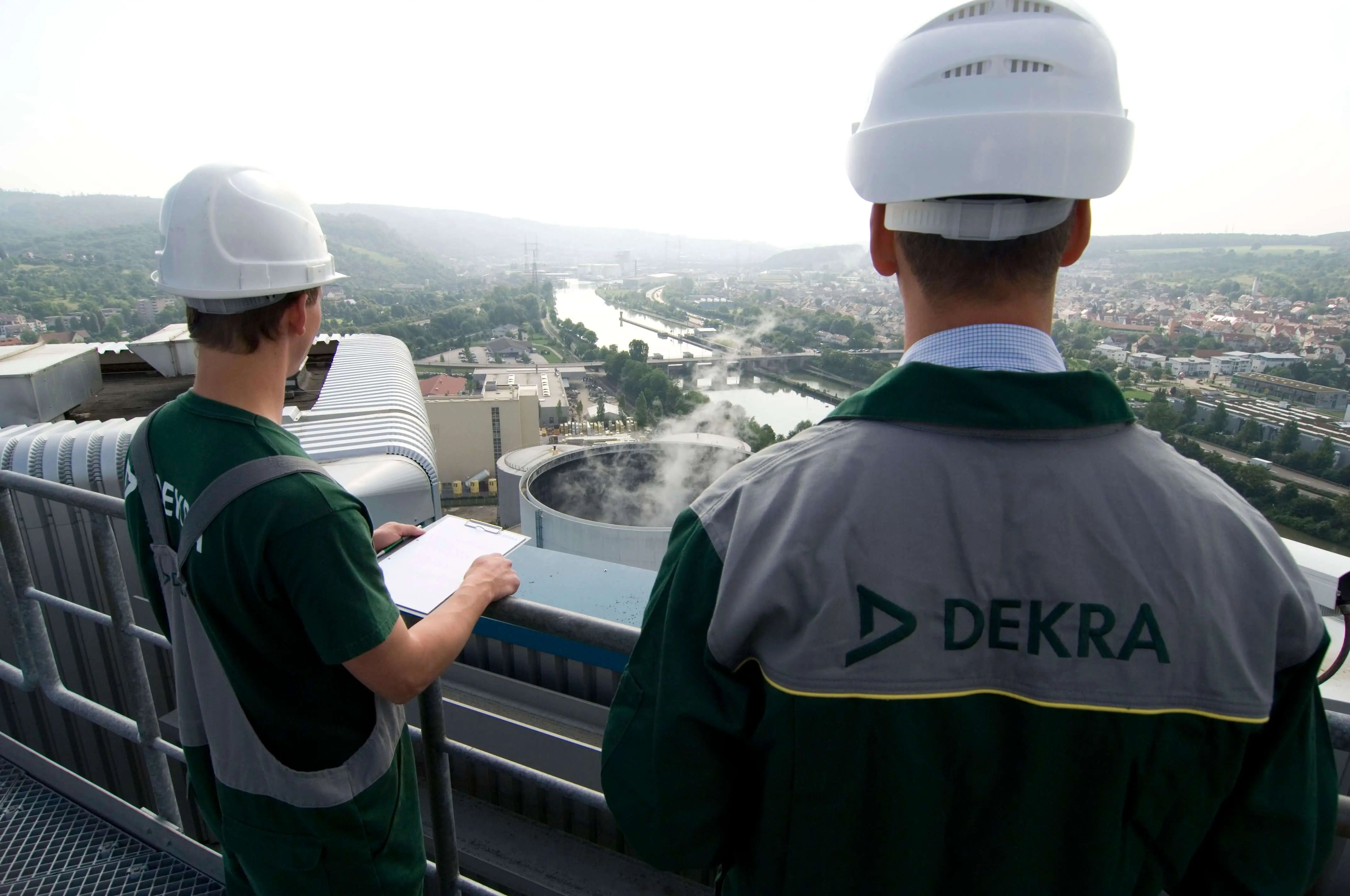 Custom environmental advisory and solutions by DEKRA experts