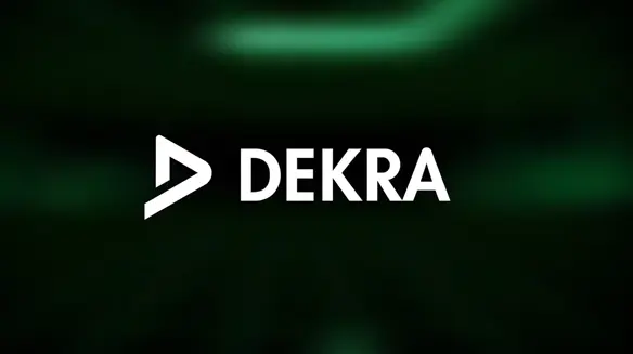 En mörk bild med ett stort D i mitten. 