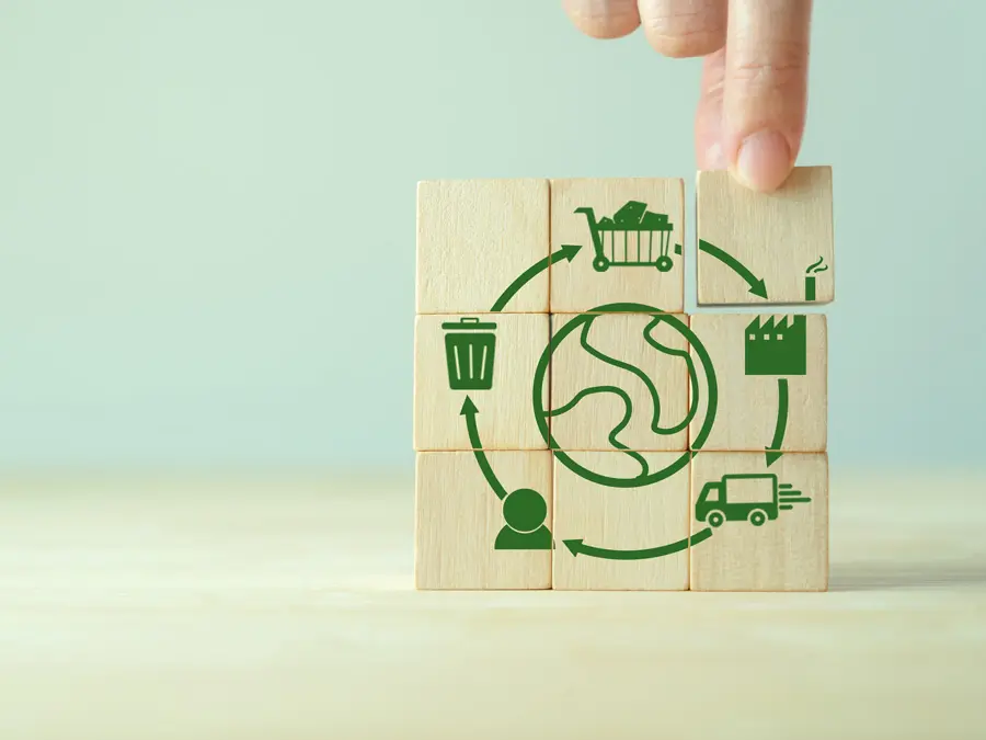 blocks displaying the process of recycling 