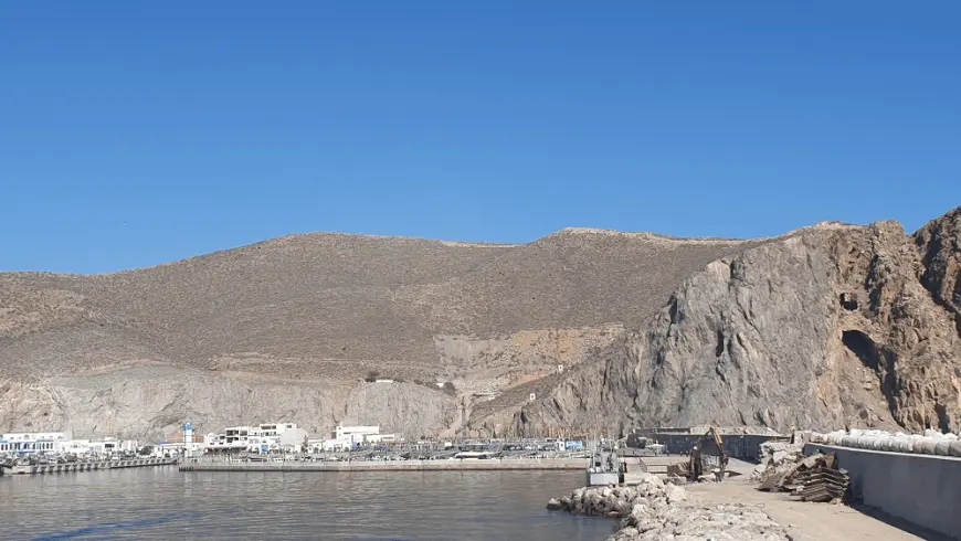 Confortement de la falaise Adjacente à la zone de plaisance : ANP NADOR