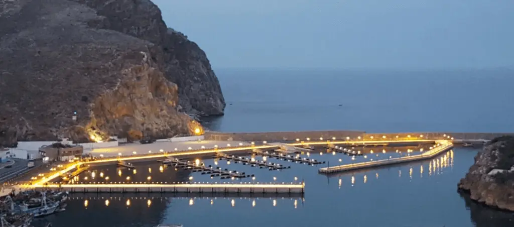 Realisation de la nouvelle zone de plaisance au port - Al-Hoceima